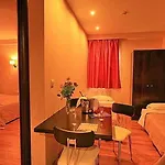 The - Adults Only Appart hôtel Rhodes City