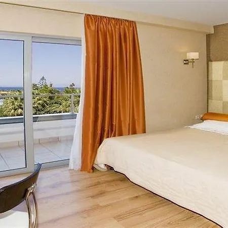 The - Adults Only 4*